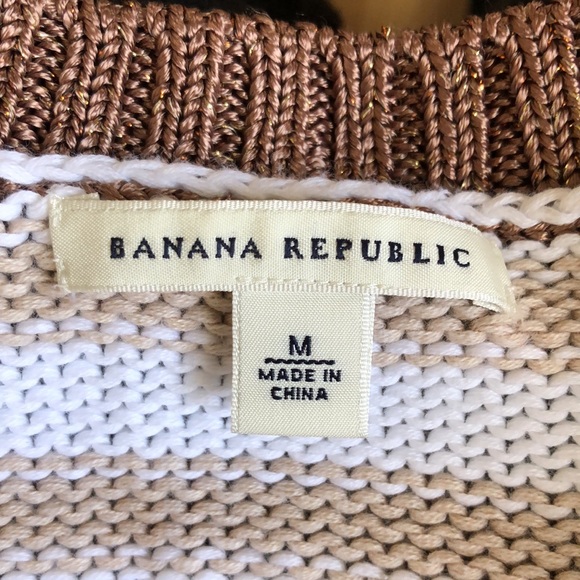 Women’s Banana Republic crew neck stripped sweater.  Size M. - Picture 5 of 5